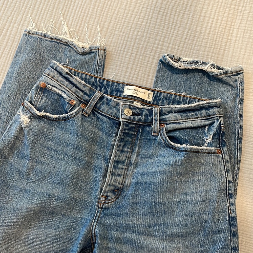Abercrombie & Fitch Blue Distressed Women Jeans